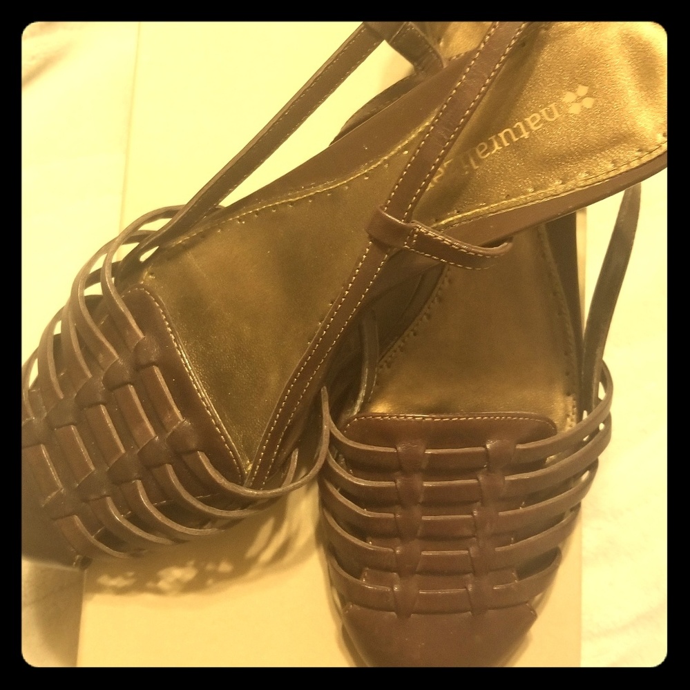 Naturalizer sling back Sandals